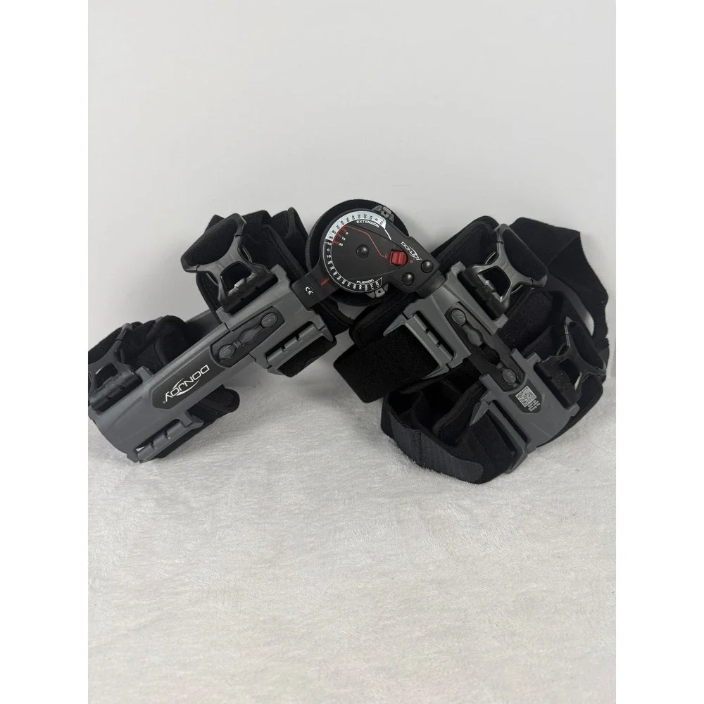 DonJoy Hinged Knee Brace Adjustable ROM Dial‎ Immobilizer Support